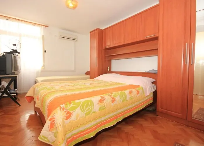 Konukevi With A Parking Space - 7854 3*